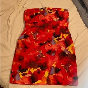 NWT- strapless summer dress
